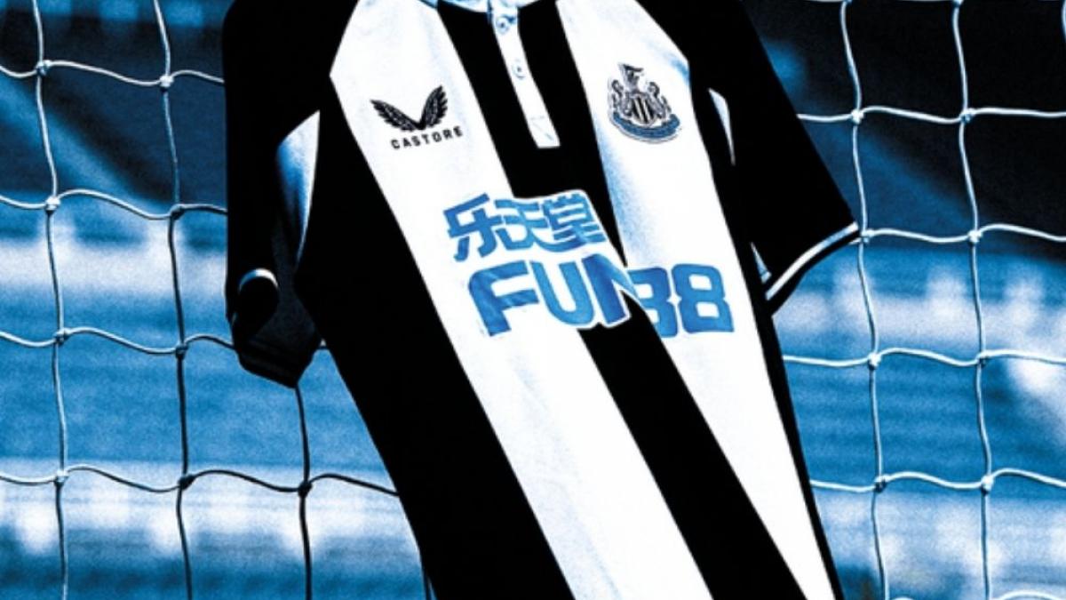Le maillot de Newcastle 2022-2023 présenté par Castore